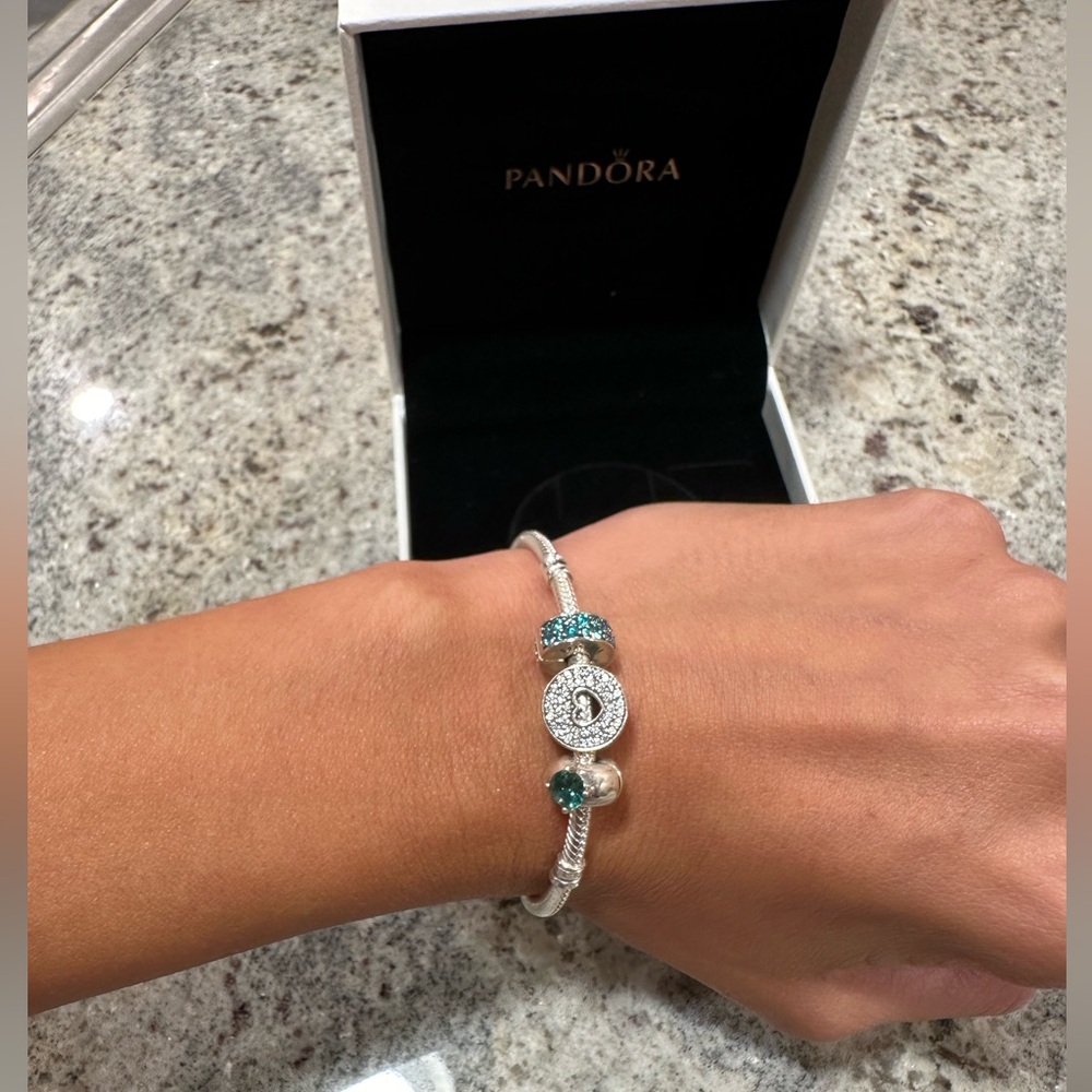 Pandora 3 charm bracelet-Never worn - Picture 3 of 6